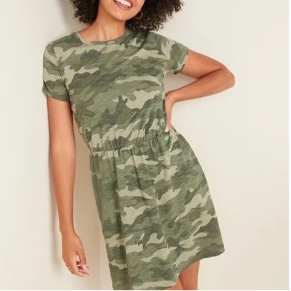 Old Navy Dresses & Skirts - EUC Camo Dress Size XL